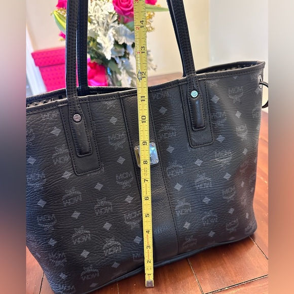 MCM Liz Small Visetos Tote Bag - Picture 10 of 10